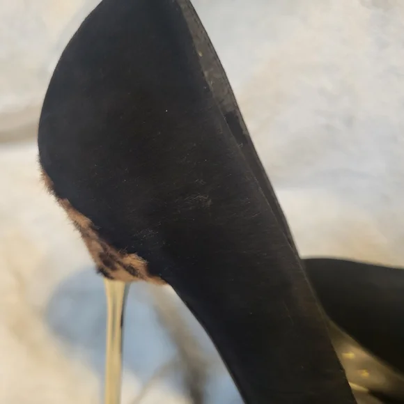 Stuart Weitzman Black Suede Heels with Calf Hair Leopard Detail - Picture 6 of 16